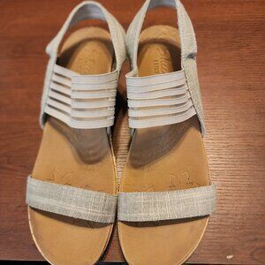 Skechers wedge sandal, beige, sz 11